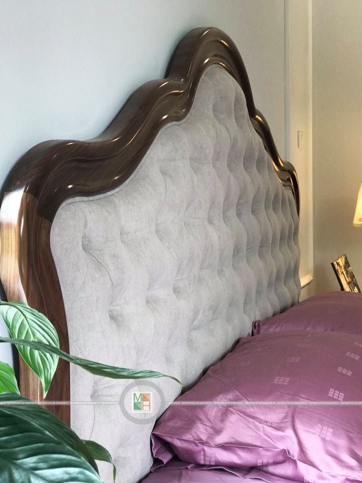 Giường ngủ biệt thự phố gỗ óc chó tại Ecopark